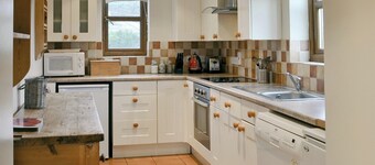 2 bedroom accommodation in Norton Disney, near Newark