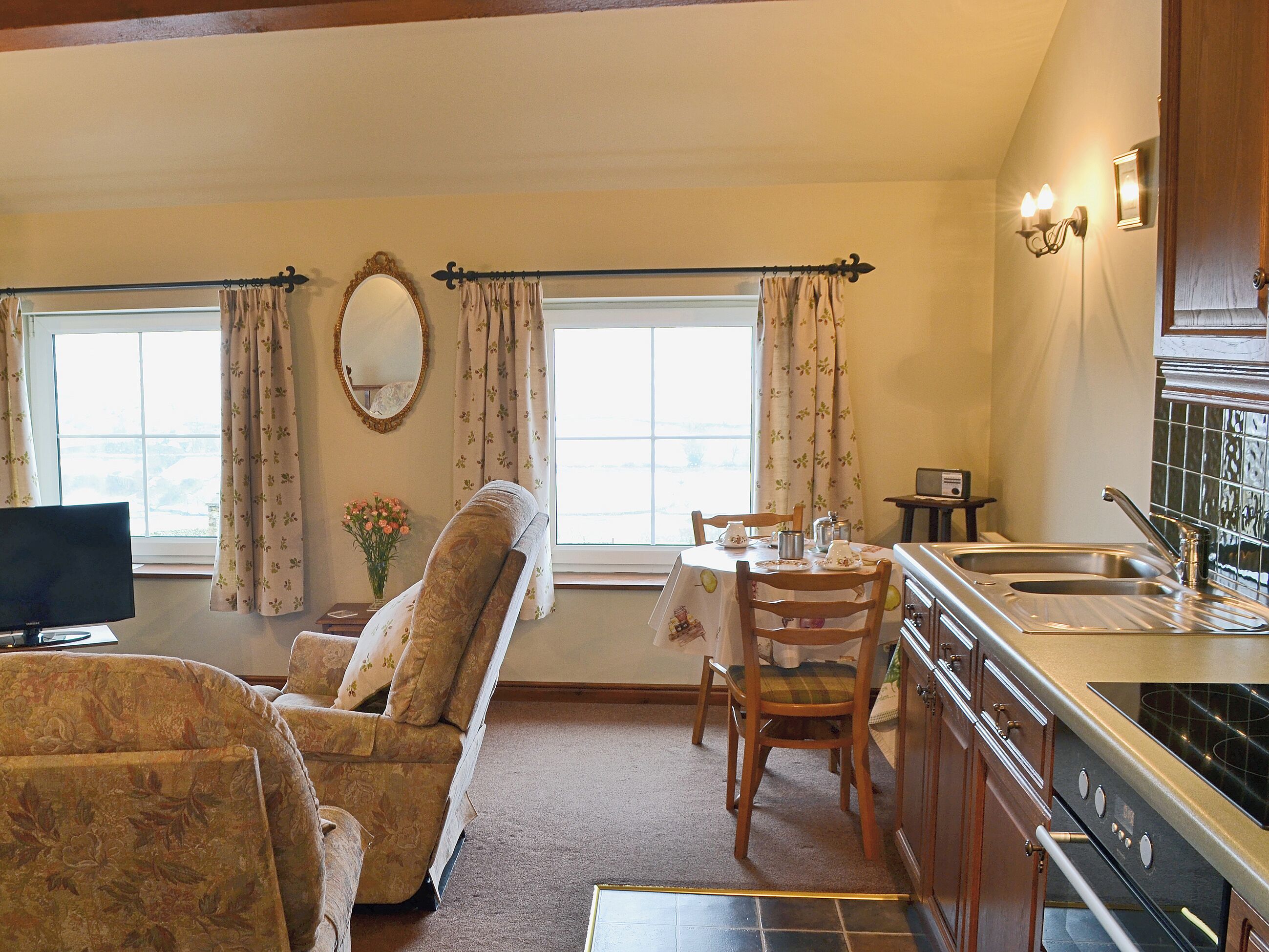 Cookware/dishes/utensils, freezer