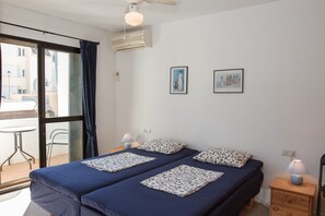 3 室のベッドルーム、アイロン / アイロン台、WiFi (無料)、ベッドシーツ