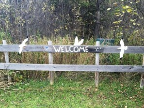 Miscellaneous - Willows - 2 Bed/1 Bath Cabin minutes from Downtown (La Pointe)