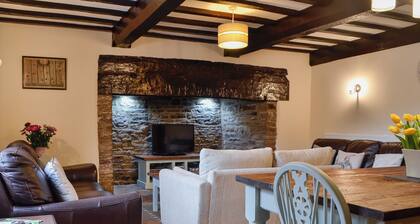 4 bedroom accommodation in Blakeney