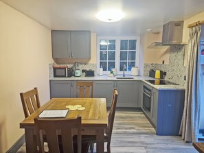 High chair - 2 bedroom accommodation in Penygroes, near Caernarfon (Penygroes, near Caernarfon)