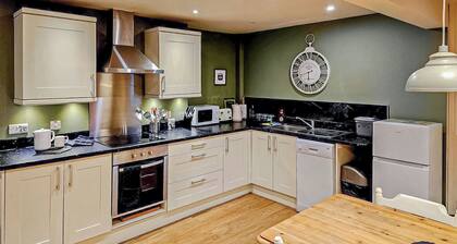 2 bedroom accommodation in Betws-y-Coed