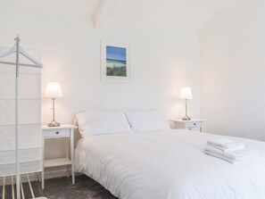 3 chambres, accès au Wi-Fi (inclus), literie fournie