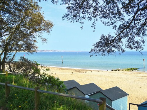 2 bedroom accommodation in Mudeford, near Christchurch