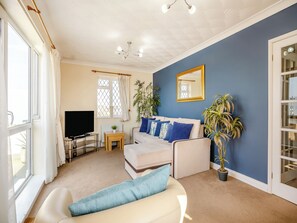 TV - 2 bedroom accommodation in Chapel St Leonards, near Skegness (Chapel St Leonards, near Skegness)