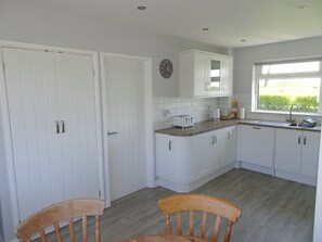 Geschirrspüler, Hochstuhl