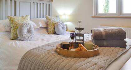 Robin Cottage - UKC3436