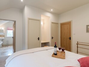 4 chambres, Wi-Fi gratuit, draps fournis