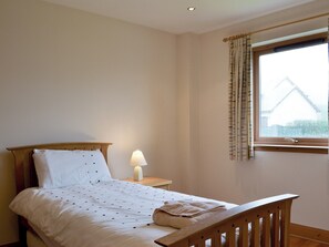 3 chambres, accès au Wi-Fi (inclus), literie fournie