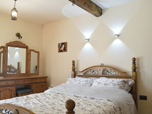 2 bedrooms, free WiFi, bed sheets, wheelchair access - 2 bedroom accommodation in Little Witley, near Worcestershire (Little Witley, near Worcestershire)