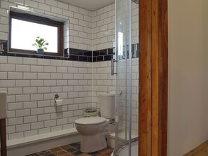 Towels - The Stables at the Oaks (Yoxall, near Burton-on-Trent)