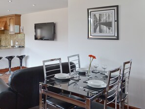 Dining - 2 bedroom accommodation in Hamsterley, near Wolsingham (Hamsterley, near Wolsingham)