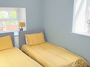 2 habitaciones, wifi gratis y ropa de cama 