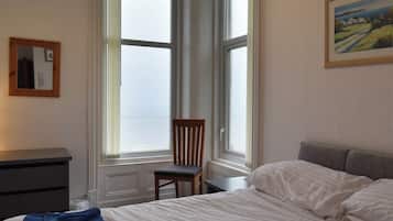 10 bedrooms, free WiFi, bed sheets