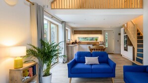 Sunnybrook-Carbon Neutral House | Living area - Sunnybrook - Carbon neutral house with premium wood fired hot tub (Shaldon) (Teignmouth)