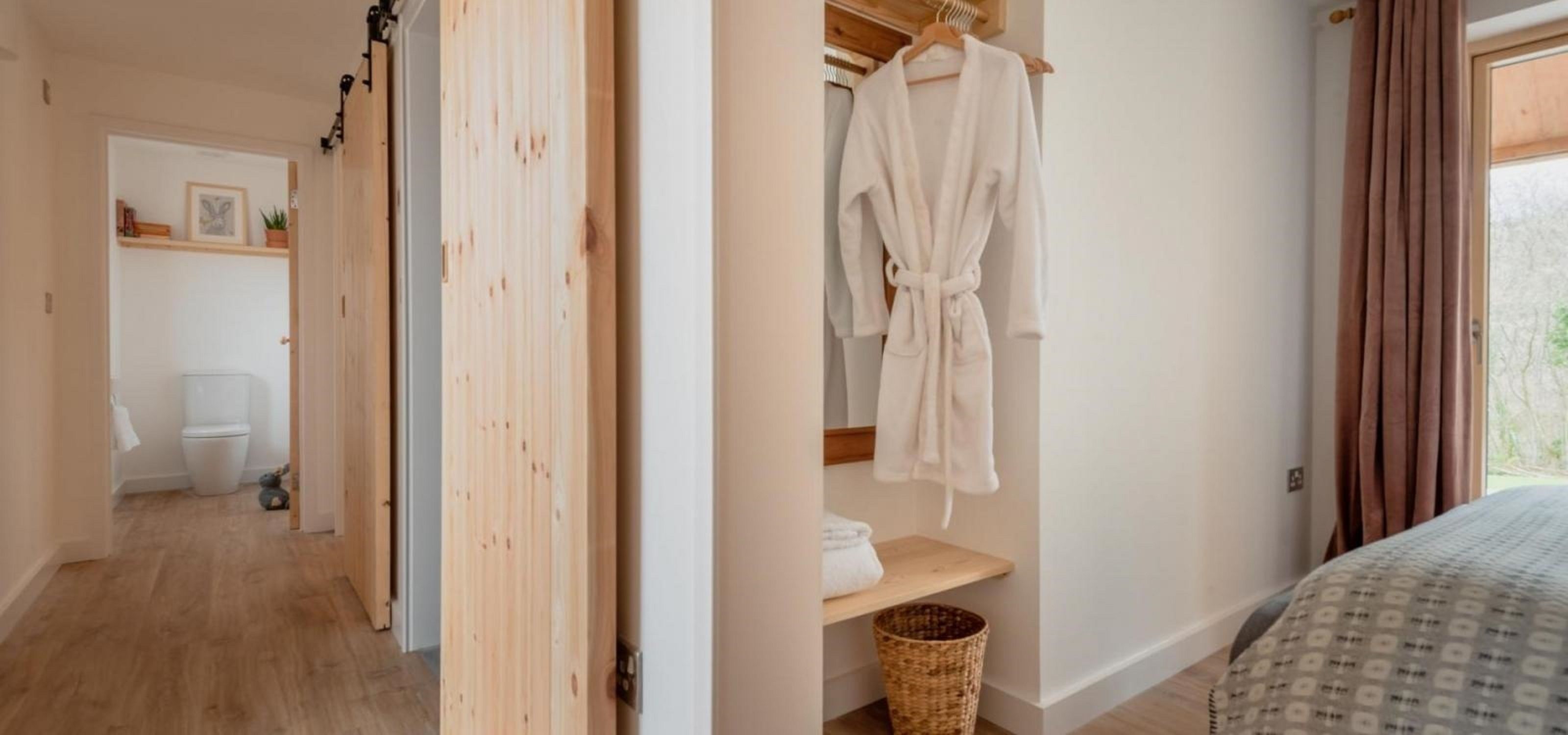 Sunnybrook-Carbon Neutral House | 3 bedrooms, soundproofing, iron/ironing board, travel cot