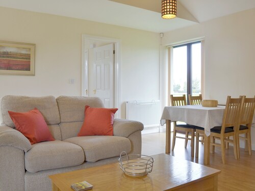 Bramley Cottage - UKC1701