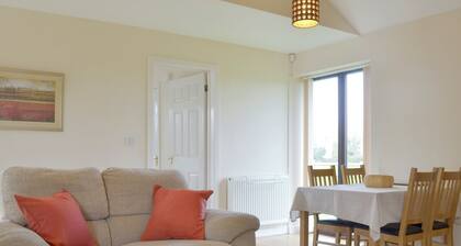 Bramley Cottage - UKC1701