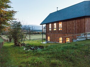 Exterior - 4 bedroom accommodation in Duthil, Carrbridge, near Aviemore (Duthil, Carrbridge, near Aviemore)