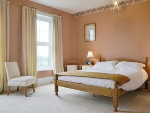 2 bedrooms, bed sheets