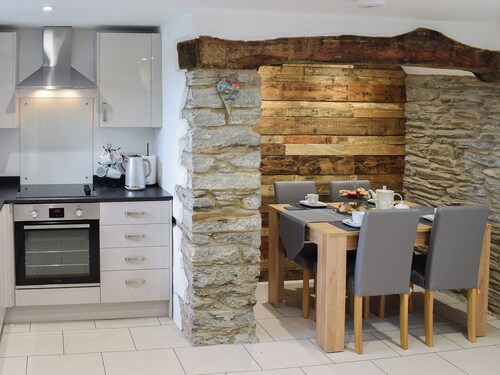 2 bedroom accommodation in Boncath, near Cardigan