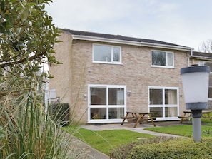 Property grounds - Newquay Holiday Villa (Newquay)