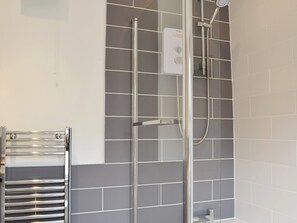 Towels - 2 bedroom accommodation in Bowness-on-Windermere (Bowness-on-Windermere)