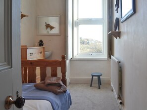 4 bedrooms, free WiFi, bed sheets
