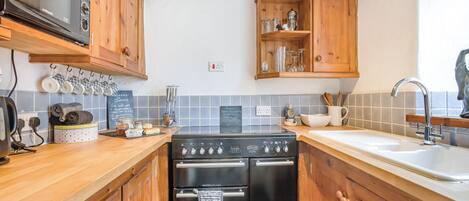 Chaise haute, congélateur