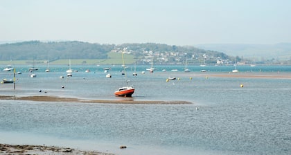 2 bedroom accommodation in Exmouth