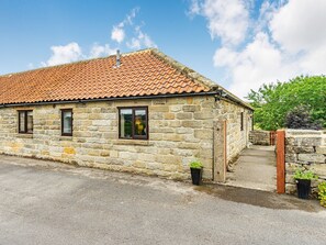 Exterior - 2 bedroom accommodation in Glaisdale (Glaisdale)