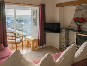 1 quarto, Wi-Fi de cortesia, roupa de cama