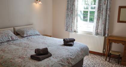 1 bedroom accommodation in Cawston, near Norwich