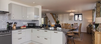 The Coach House - UKC2772