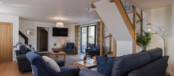 The Coach House - UKC2772