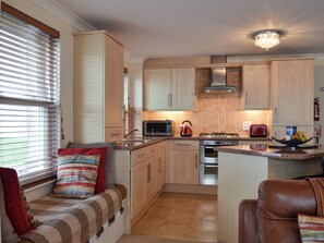 Dishwasher, high chair, cookware/dishes/utensils - 3 bedroom accommodation in Newquay (Newquay)