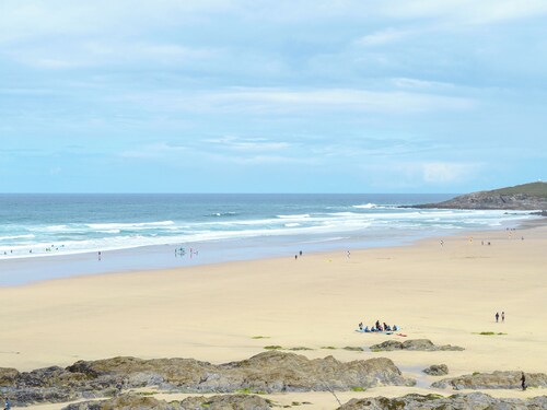 1 bedroom accommodation in Porth, near Newquay