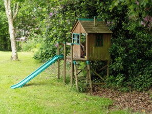 Children's area - 2 bedroom accommodation in Loddiswell Station, near Kingsbridge (Loddiswell Station, near Kingsbridge)