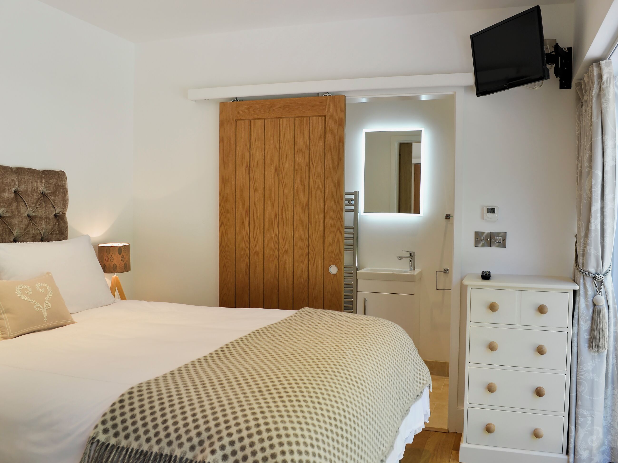 3 dormitorios, wifi gratis, ropa de cama