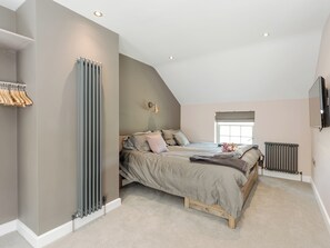 4 bedrooms, free WiFi, bed sheets - 4 bedroom accommodation in Beck Hole, near Whitby (Beck Hole, near Whitby)