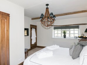 3 Schlafzimmer, kostenloses WLAN, Bettwäsche