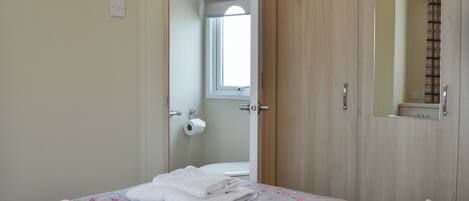 2 chambres, Wi-Fi gratuit, draps fournis
