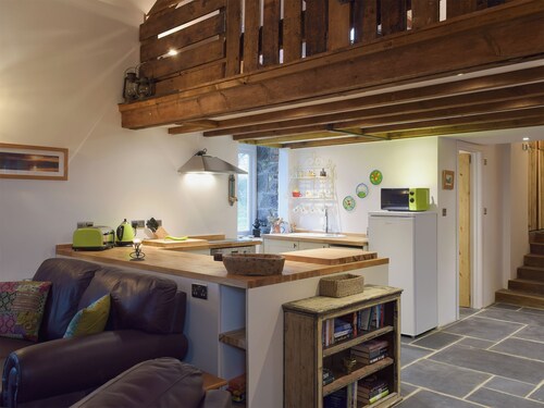 2 bedroom accommodation in Mathry, near St Davids