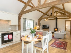 Interior - The Old Dairy-UKC2112 (Royal Wootton Bassett)