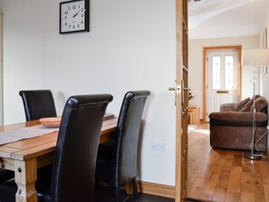 Dining - 2 bedroom accommodation in Allonby, near Maryport (Allonby, near Maryport)