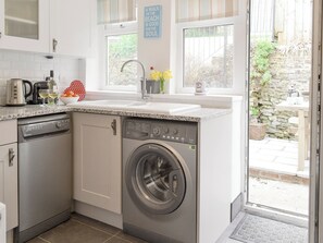 Geschirrspüler, Hochstuhl