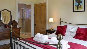 4 habitaciones, wifi gratis y ropa de cama