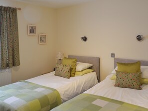 2 chambres, Wi-Fi gratuit, draps fournis