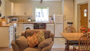 Fridge, microwave, dishwasher